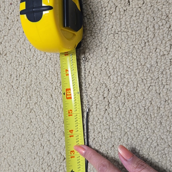 Silver "R" necklace - Picture 6 of 6